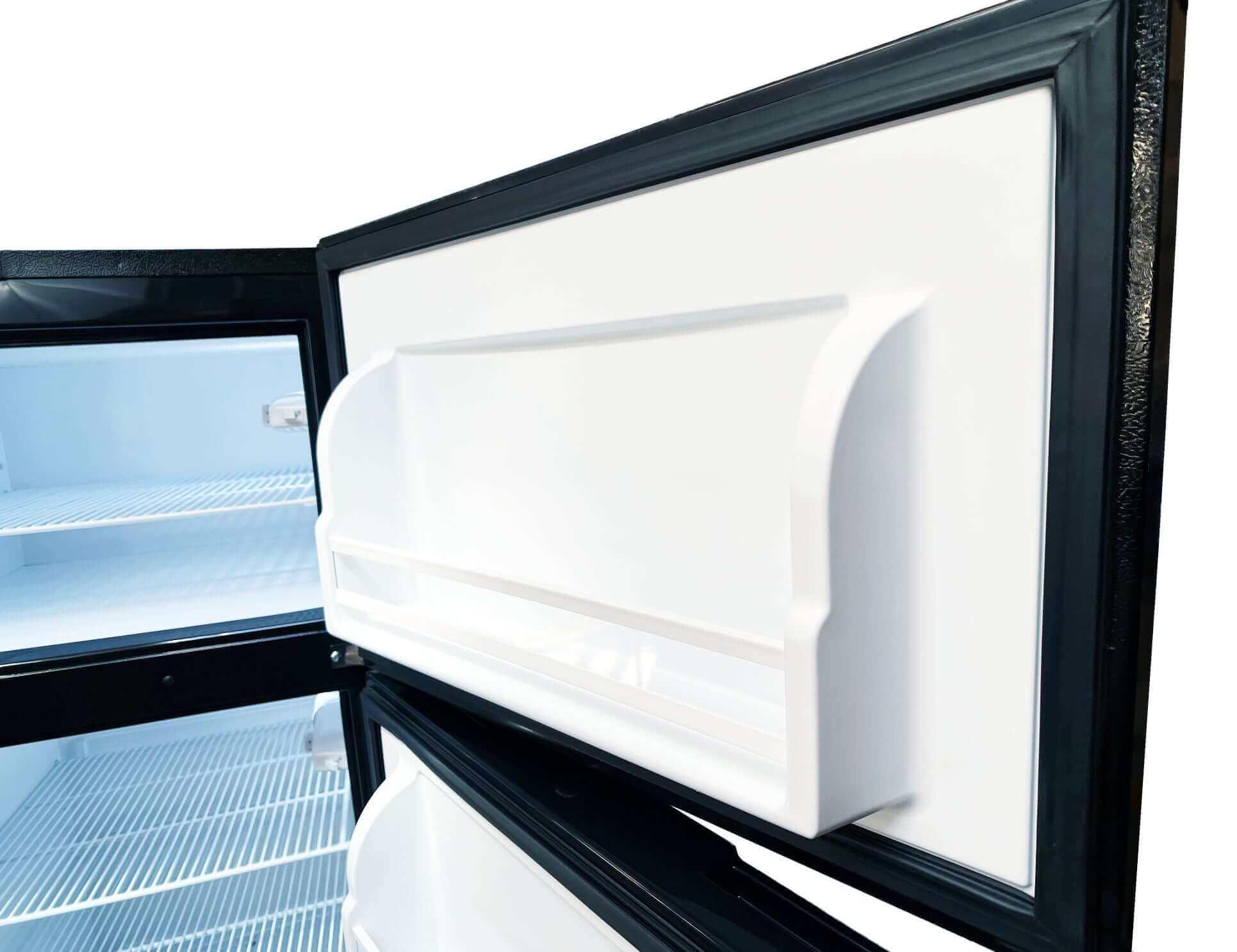 SunStar 16CU Solar/DC Refrigerator - Black ST-16R-B