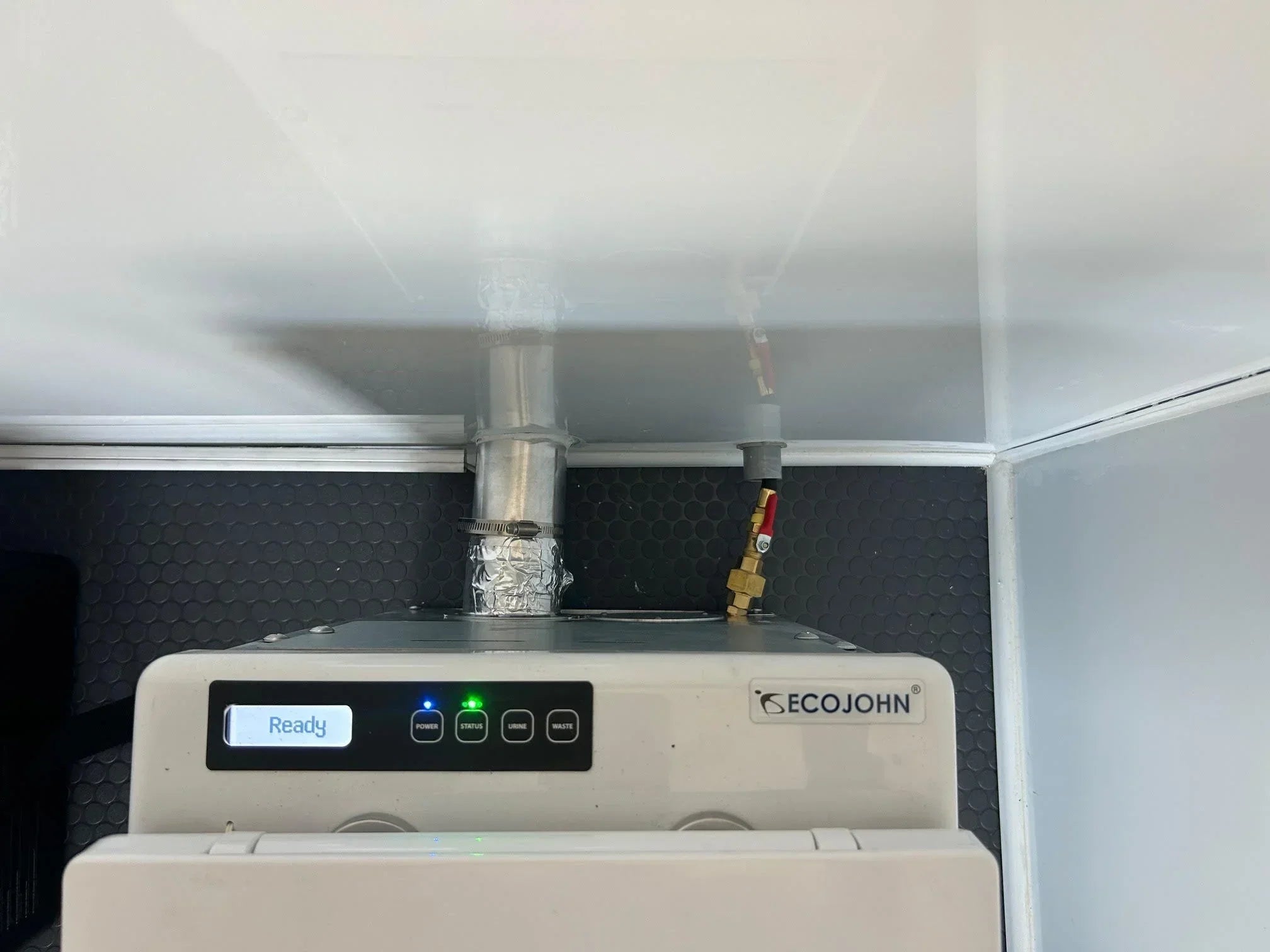 TinyJohn Single Portable Restroom with Waterless Incinerating Toilet