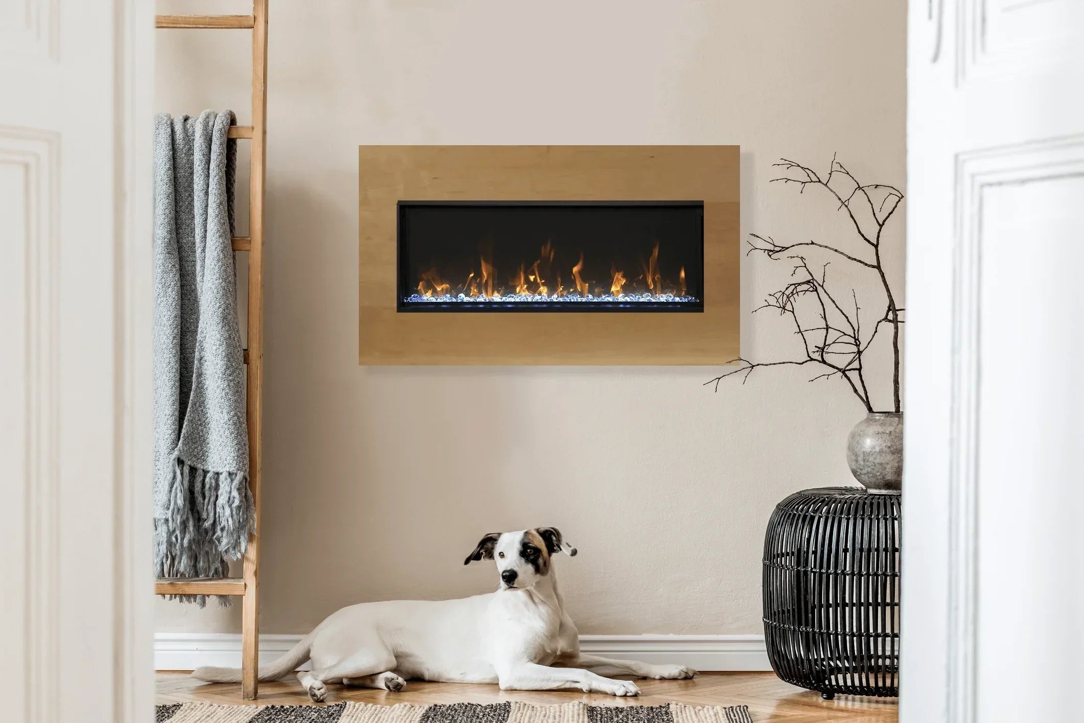 Amantii Traditional Extra slim 33 Inch Modern Smart Electric Fireplace